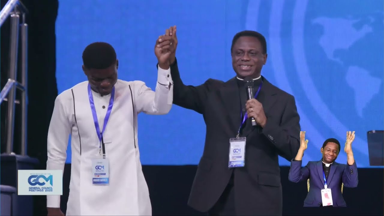 Elder Godson Boateng Applauded For Winning 1,024 Souls To Christ!