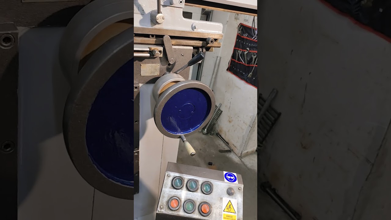 Frezarka do metalu Avia Fnc 25 praca obsługa frezarki parametry techniczne MMM Maszyny Małysa Mak&oacute;w