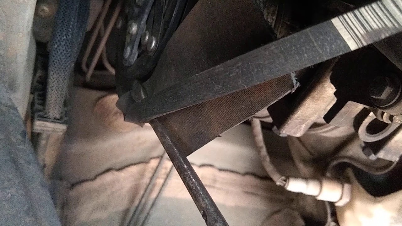 muito fácil trocar as correias auxiliar, alternador e ar condicionado, do Renault kiwd parte 2