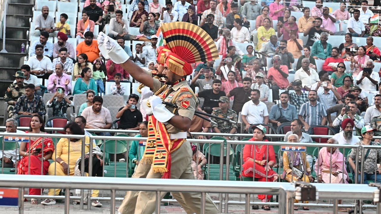 Indo Pakistan Border Ceremony !