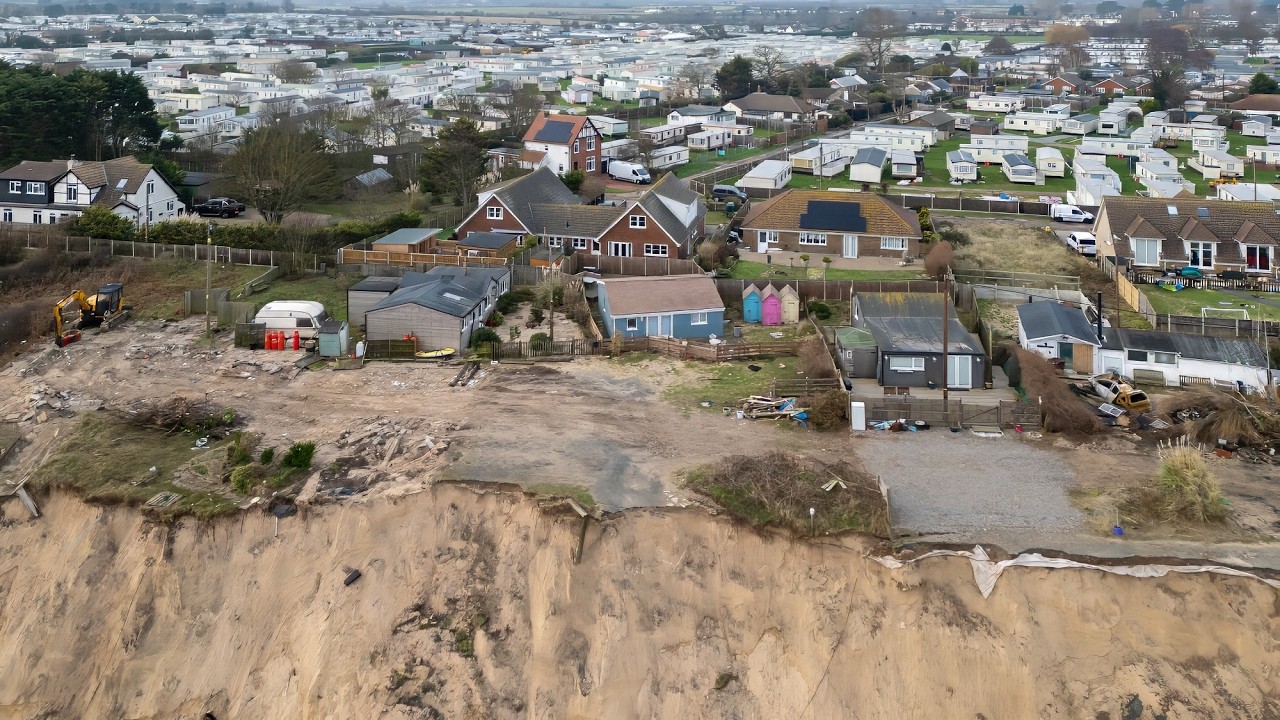 Coastal Erosion in Hemsby, Norfolk 🌊 | A Community at Risk
