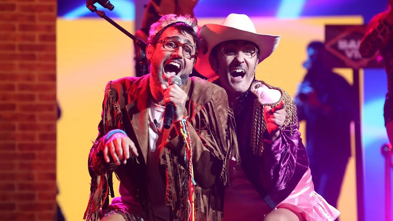 David Fernández y Raul Gómez imitan a Ojete calor en 'Mocatriz' - Tu Cara Me Suena