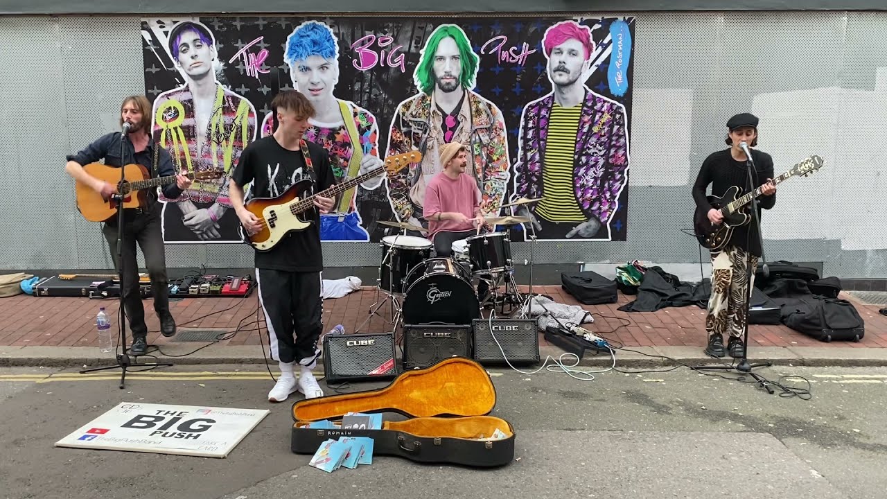 Johnny B. Goode & Why My Woman! Glen, Gorran, Ren & Romain... The Big Push busking.
