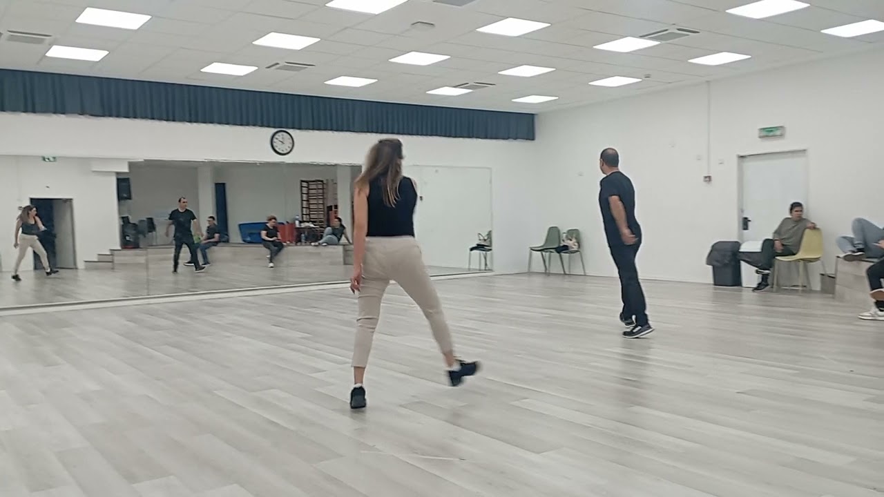 שיריקוד מעגל 
