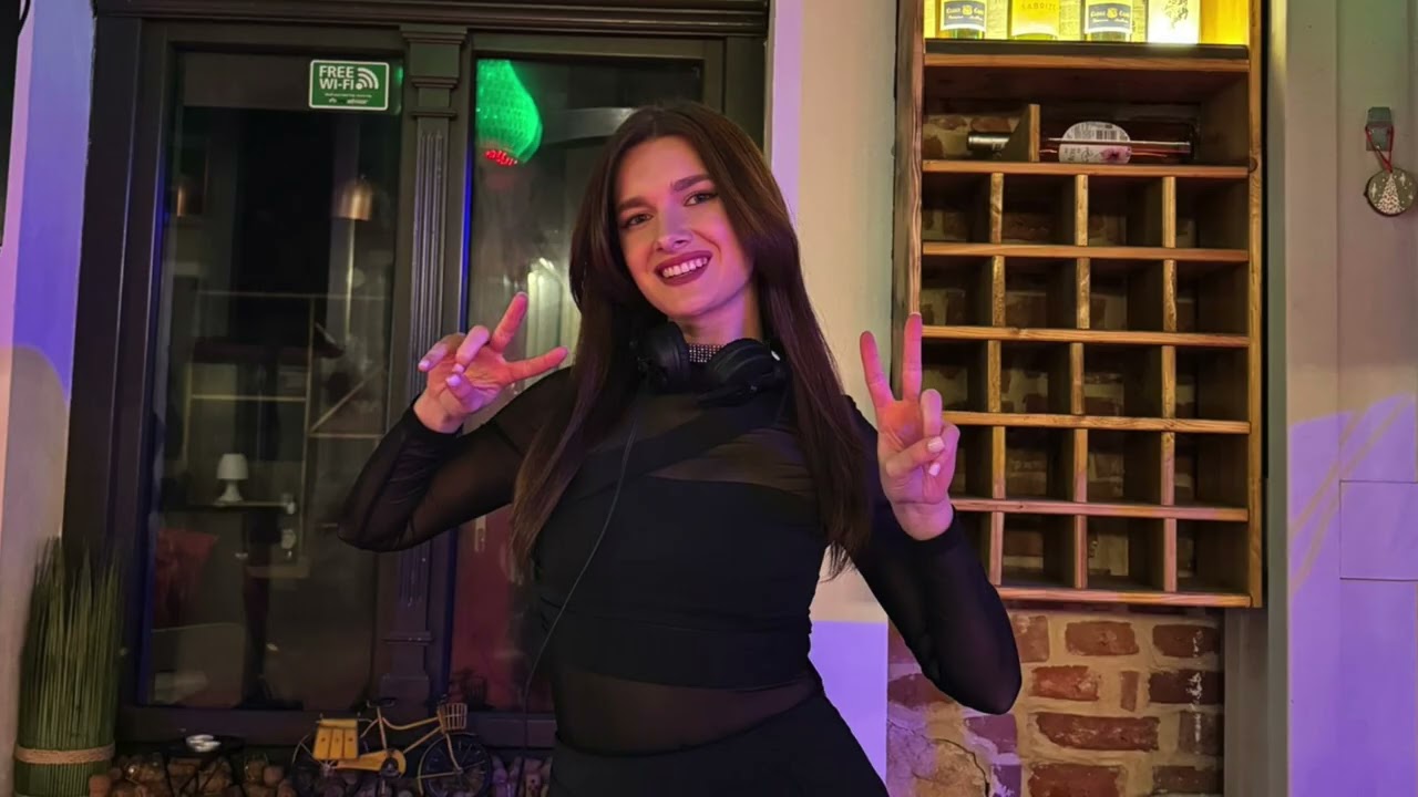 Christmas party 2025 Mix by DJ Cristina Loghin