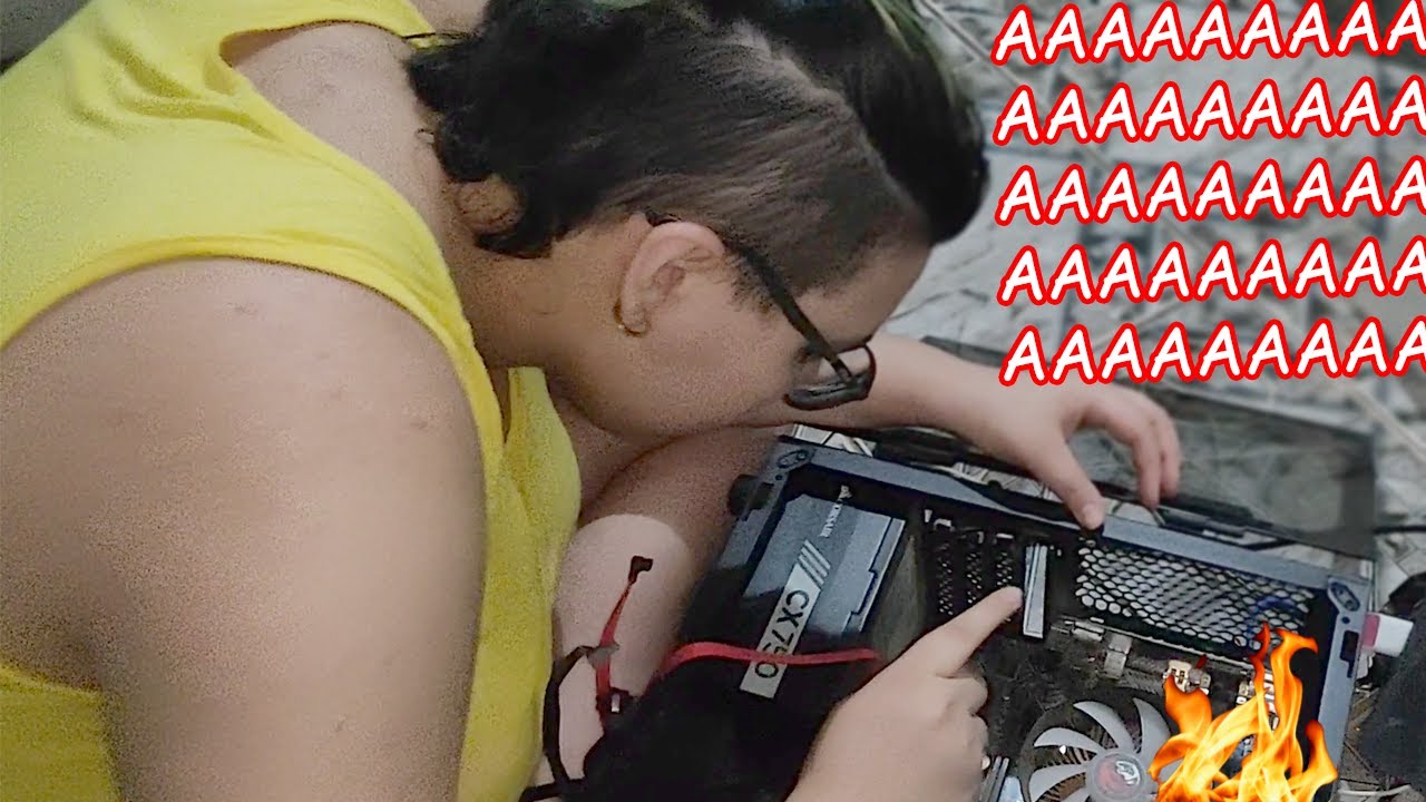QUEIMEI DENOVO O PC DA ANNA BANANA E AGORA NÃO SOBROU NADA...