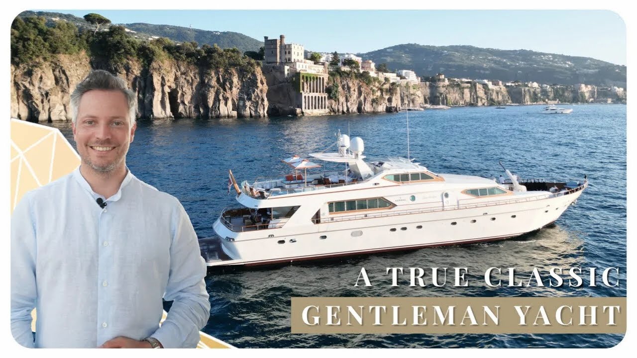 Admiral 36m 'Disco Volante' - Yacht Video Tour