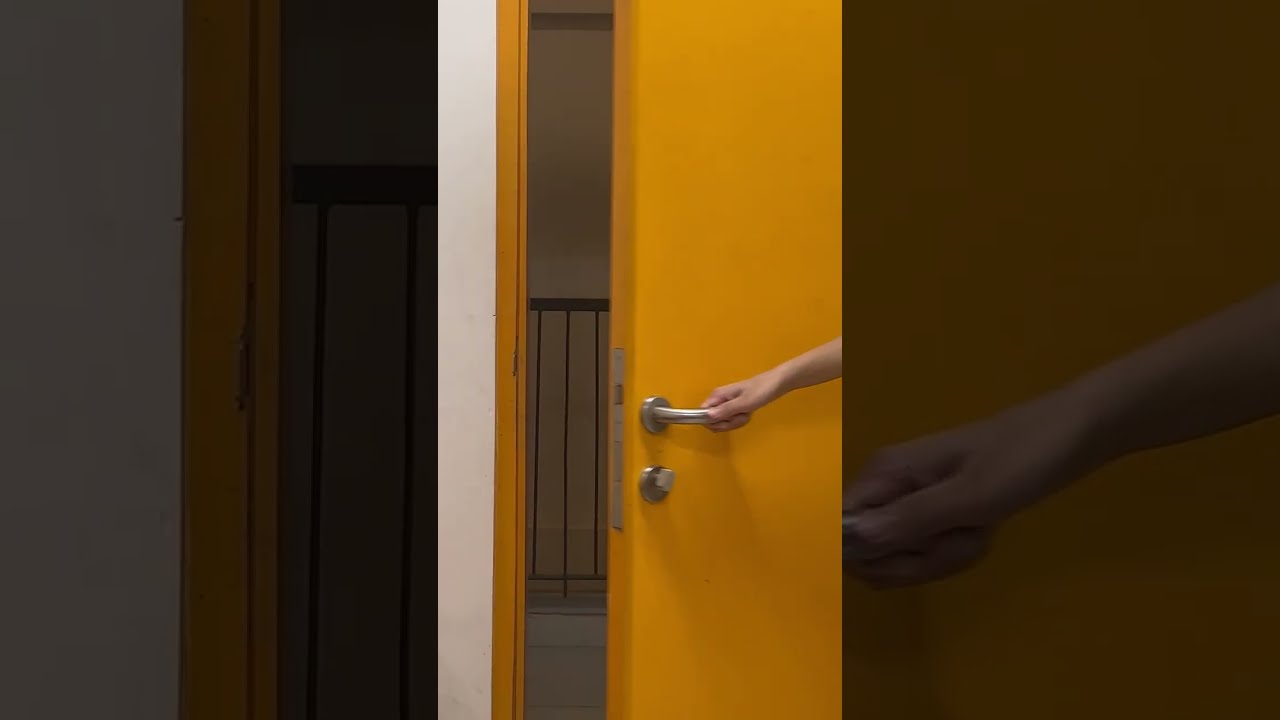 How to open a yellow door (from scratch - Tutorial)