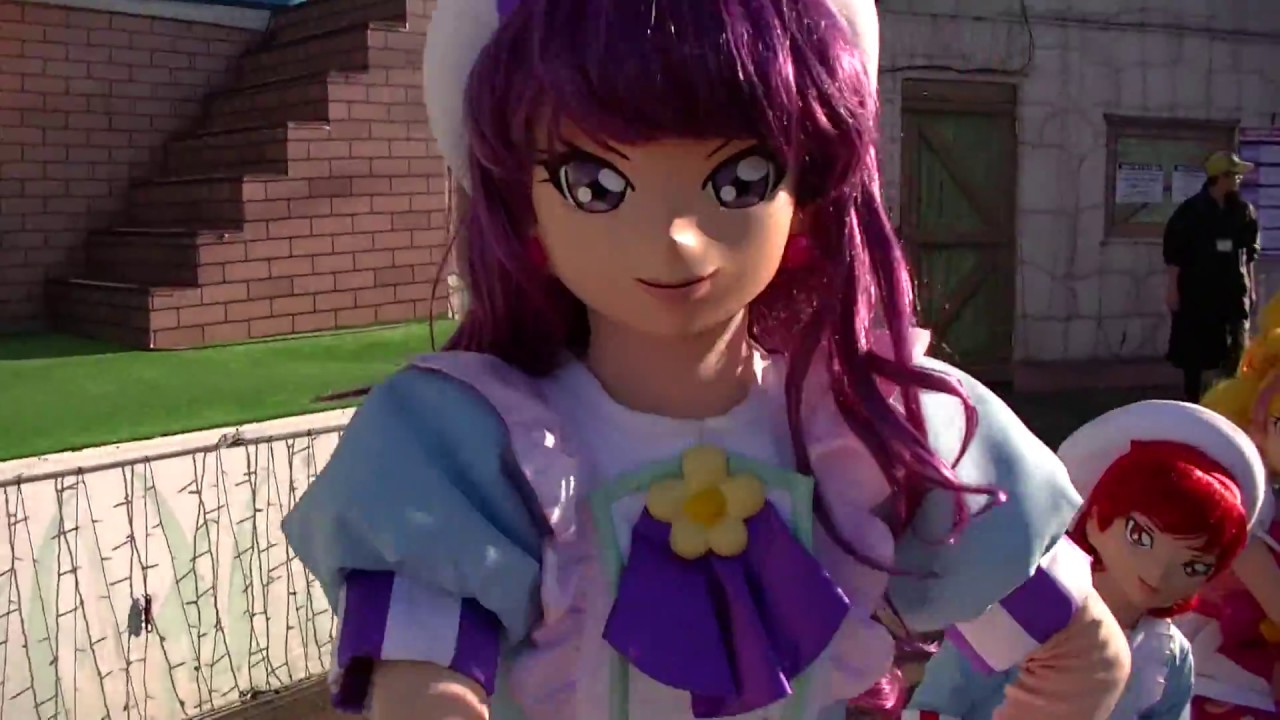 よみうりランドでプリキュアと握手