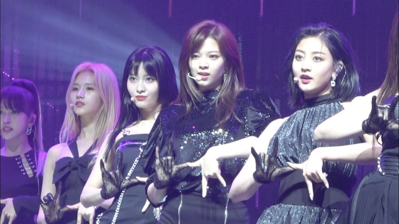 190422 트와이스(TWICE) 쇼케이스 FANCY 정연(JEONGYEON) focus