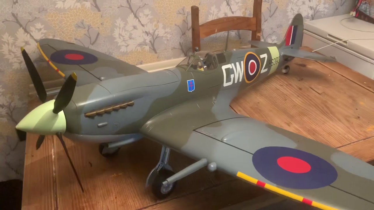 Flightline 1600mm spitfire what a stunna!!