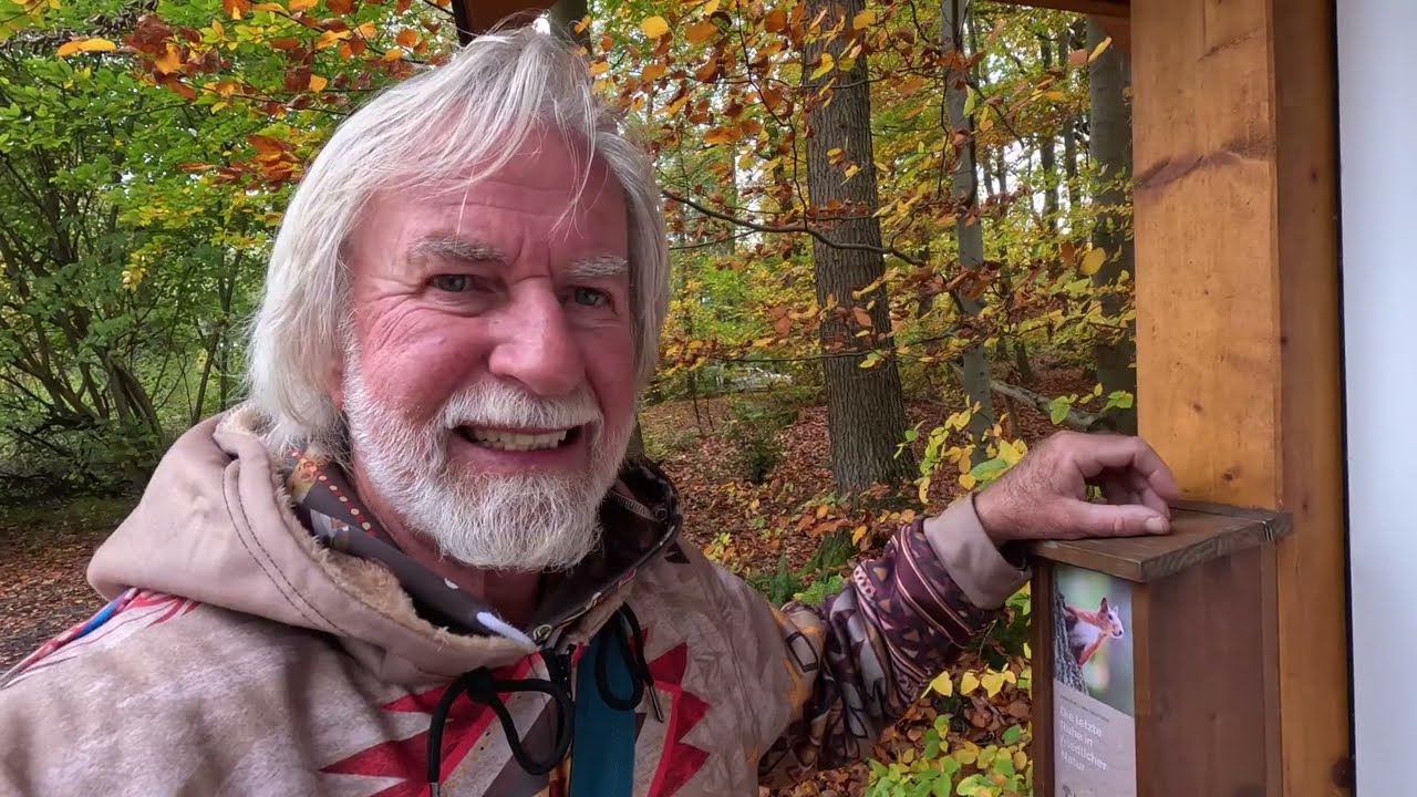 kanukassel-TV: HERBSTLAUB - Clip 12 - Auf den Spuren meiner Entsorgungspläne im FRIEDWALD Gelnhausen