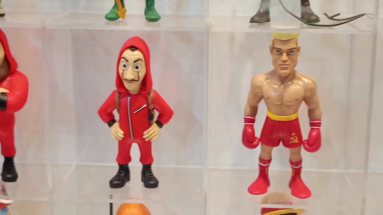 Minix Figure Collection 