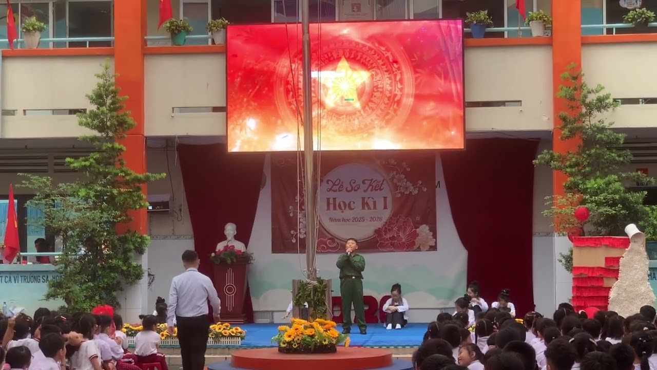 Hát nỗi đau giữa hoà bình 