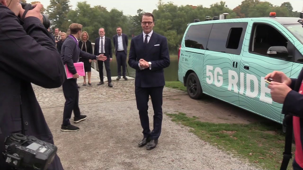 A full day with Crownprincess Victoria and Prince Daniel
