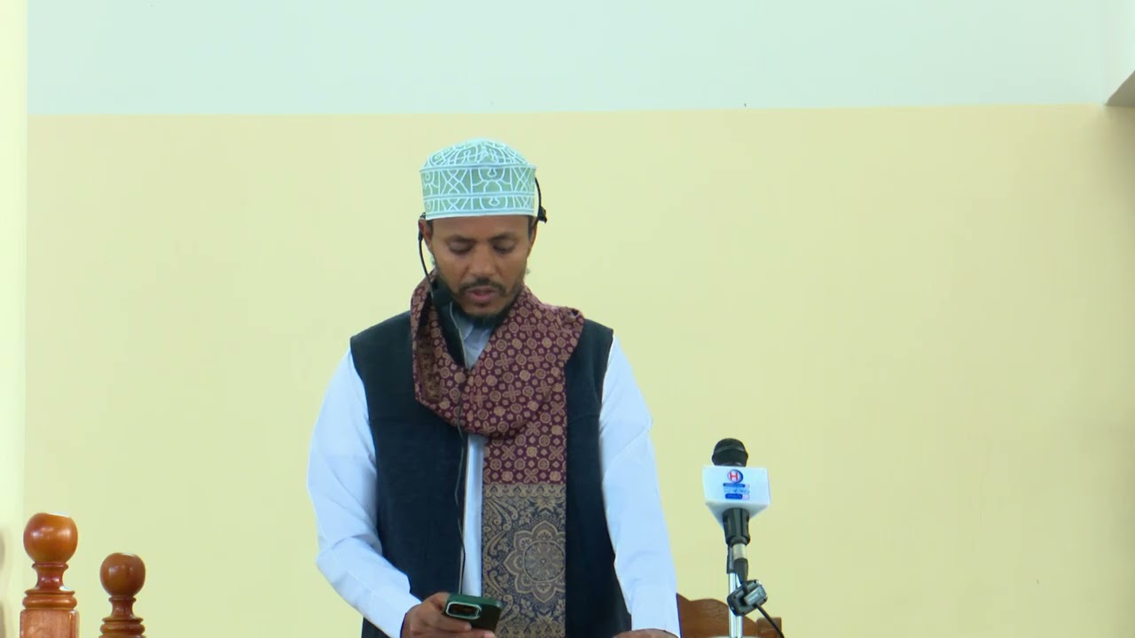 የረመዳን የመጨረሻ ኩጥባ  በእማሙ አህመድ መስጂድ።