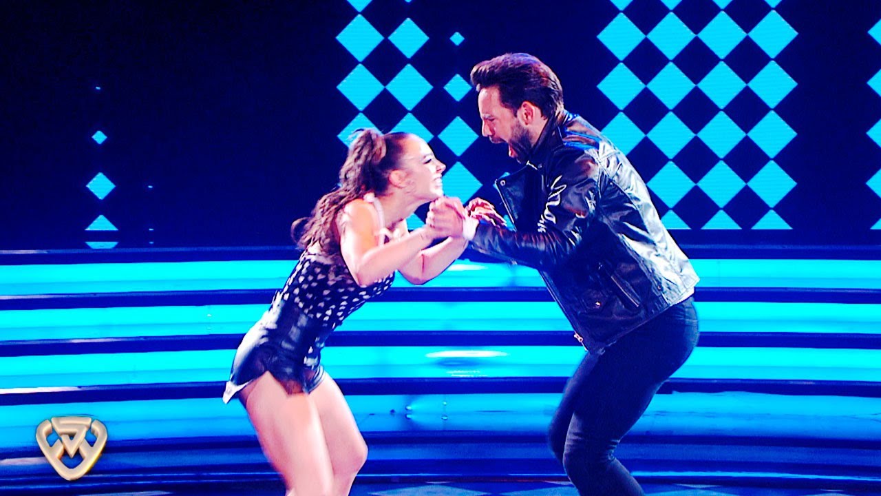 ¡Dan batalla! Cachete Sierra y Fiorella Giménez debutaron en La Final con un clásico rock and roll