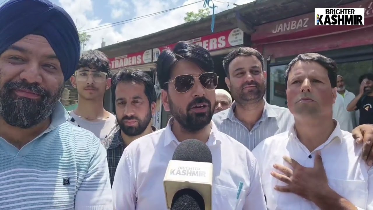 Thousands Join JK Teachers Association&rsquo;s Barefoot March Against Drug Abuse in Baramulla