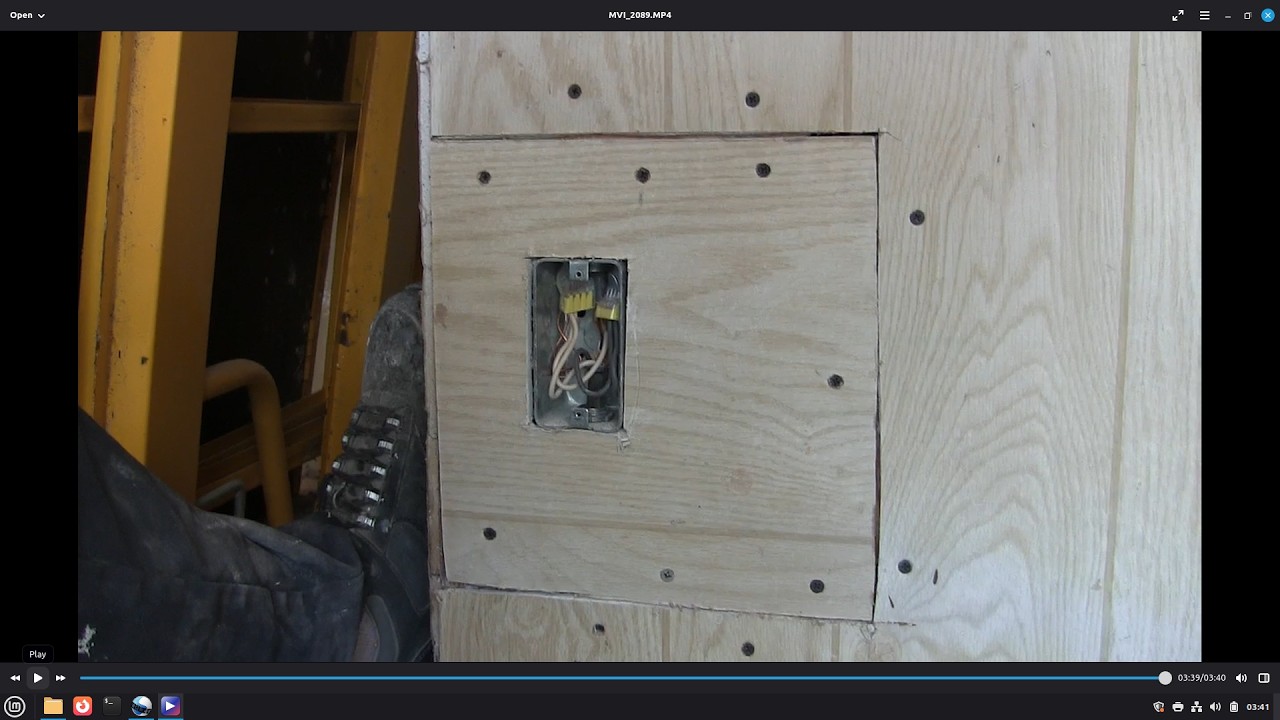 Mobile home rehab 74: wall receptacle replacement