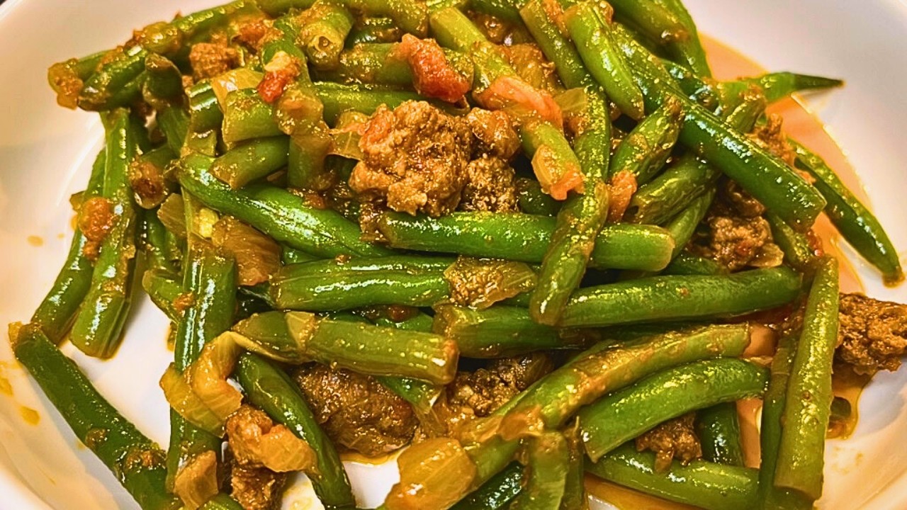 Thracian Green Beans — A Perfect Balance of Vegetables and Meat
