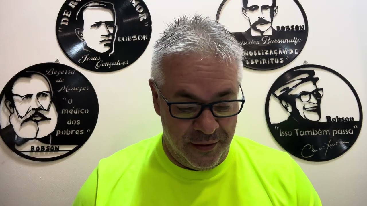 10 minutos com Emmanuel.                    Mãos unidas - lição 40