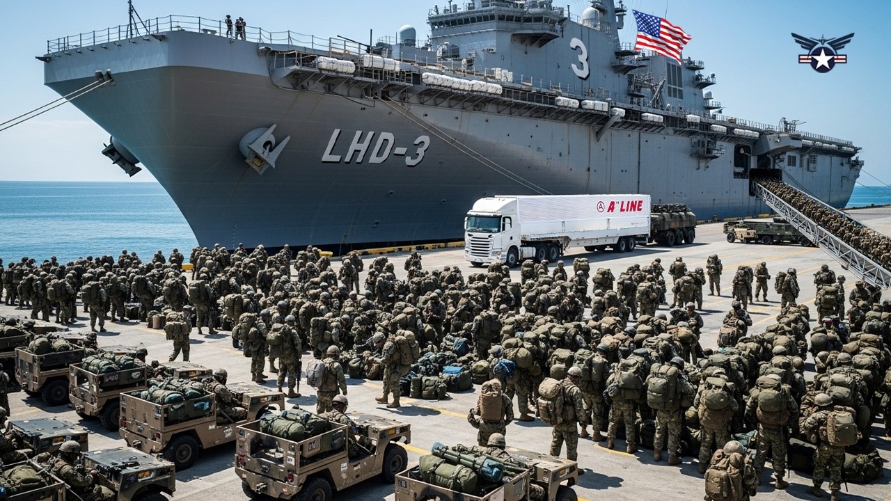 Морские пехотинцы США с десантного корабля USS (LHD 3) проводят масштабную опер в Ормузском проливе.