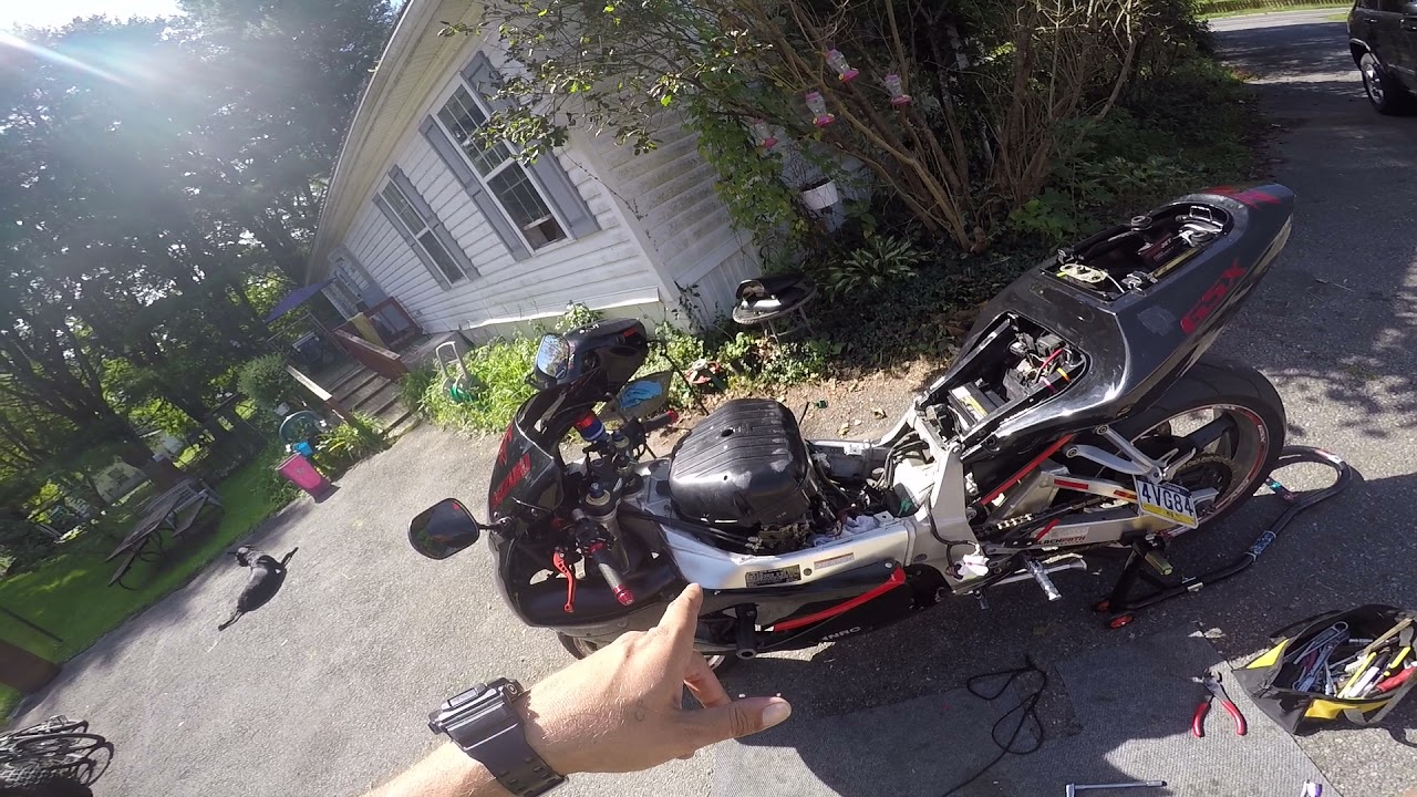 Gsxr 750 airbox removed