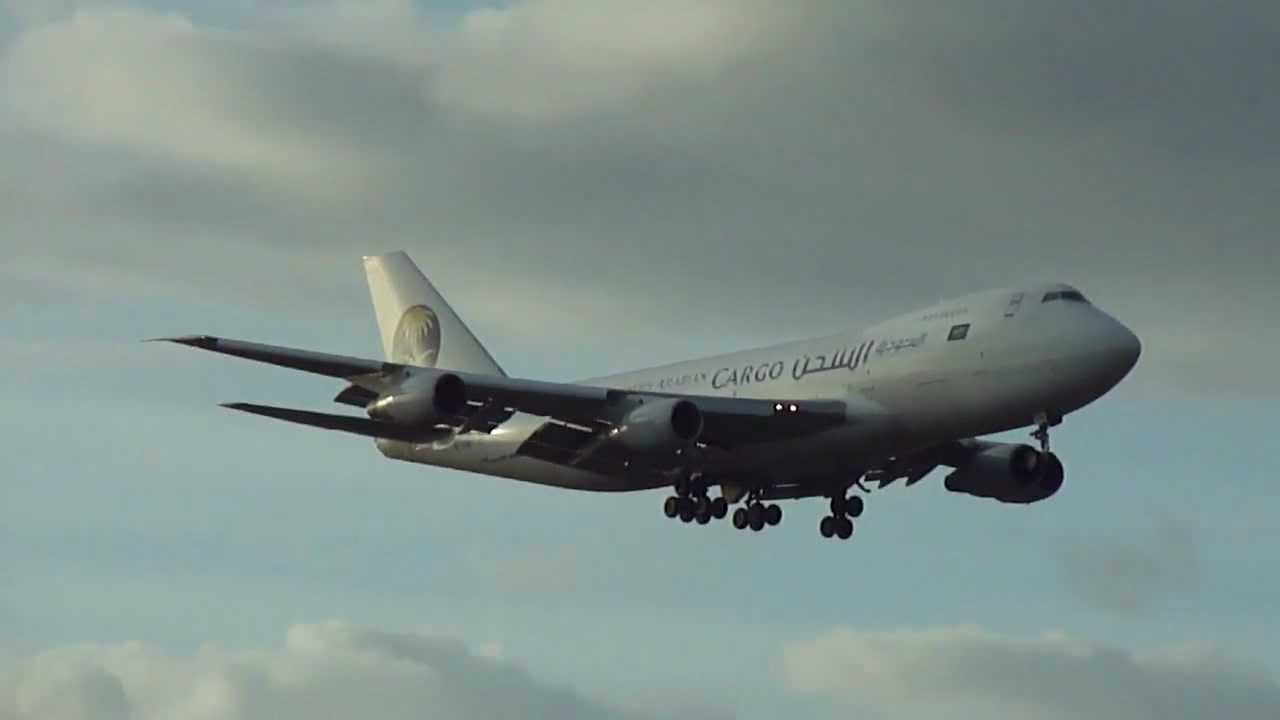 Landing Boeing 747-200 Saudi Arabian Cargo op Schiphol (Kaagbaan)