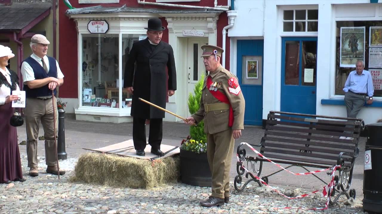 LLANDOVERY GOES TO WAR