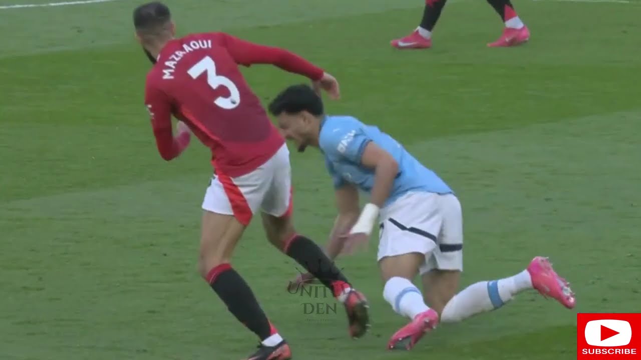 Noussair Mazraoui Shows His Defense Skills in Manchester United