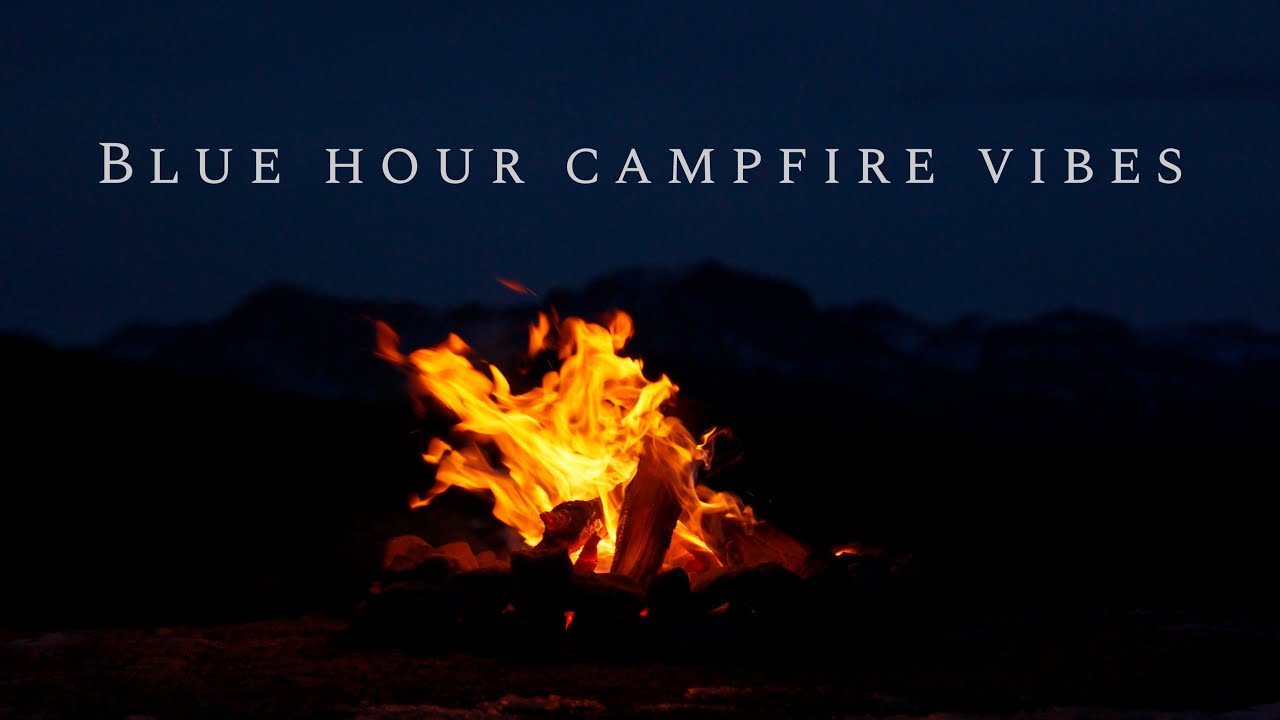 4K | Blue Hour Campfire in the Rockies | No Music, Real Sounds | 藍調時刻的篝火