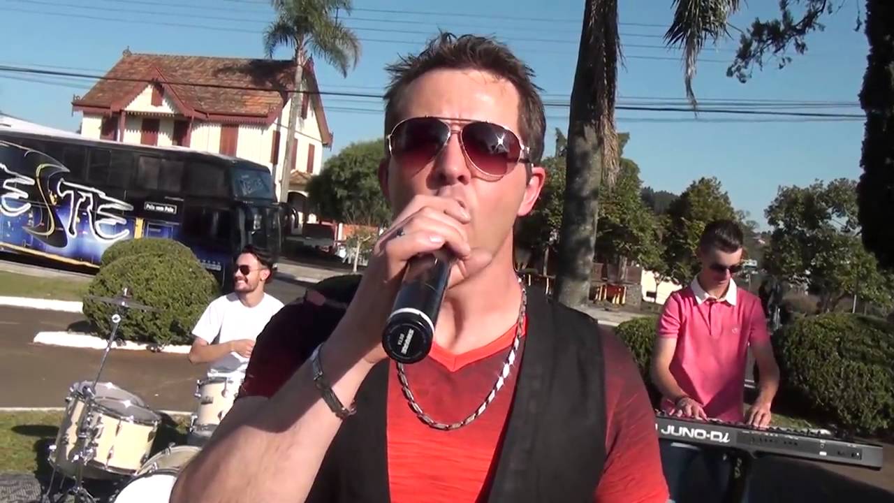 BANDA MEIOESTE / PELE COM PELE - LAN&Ccedil;AMENTO 2016 - VIDEO CLIP HD