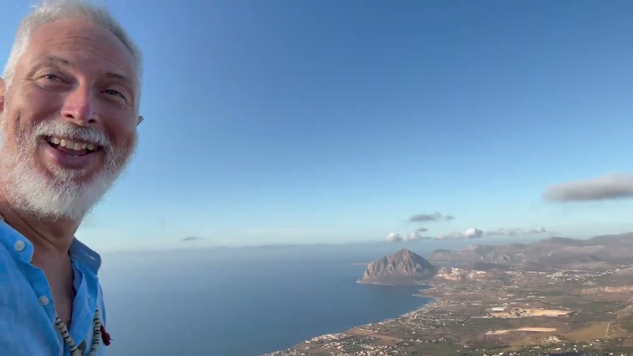 Per le vie di Erice (TP) uno dei borghi più belli d'Italia