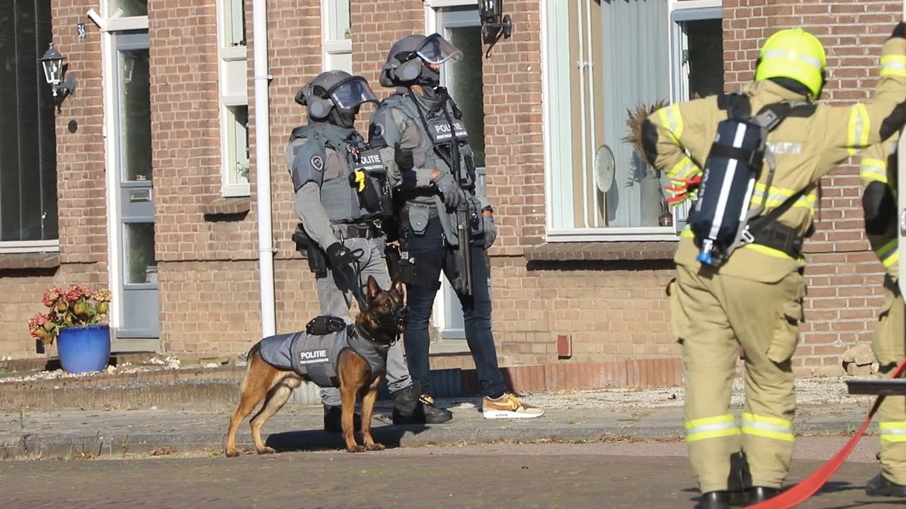 Arrestatieteam lost schoten bij aanhouding - Lobith 21 08 2023