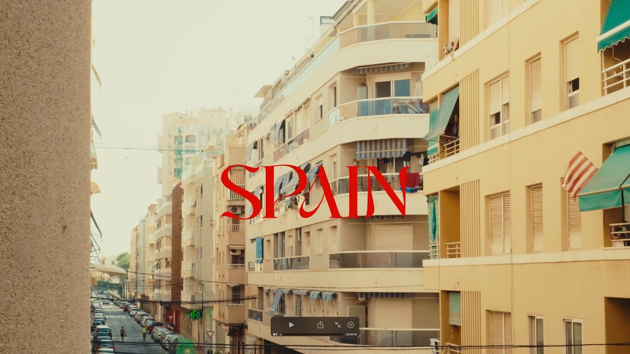 SPAIN｜shot on Fujifilm XT-4｜Street Photography