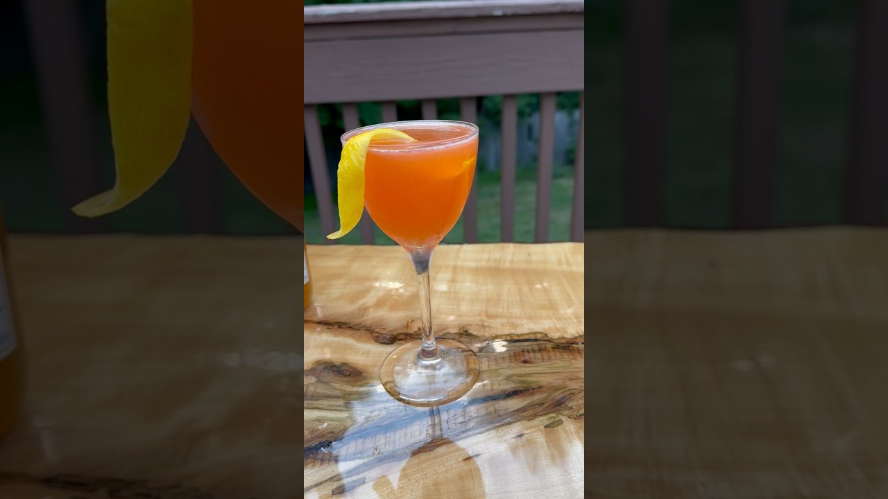Passion in Tahiti , tropical drink recipe. #tropicaldrinks #drinkrecipes #summercocktails