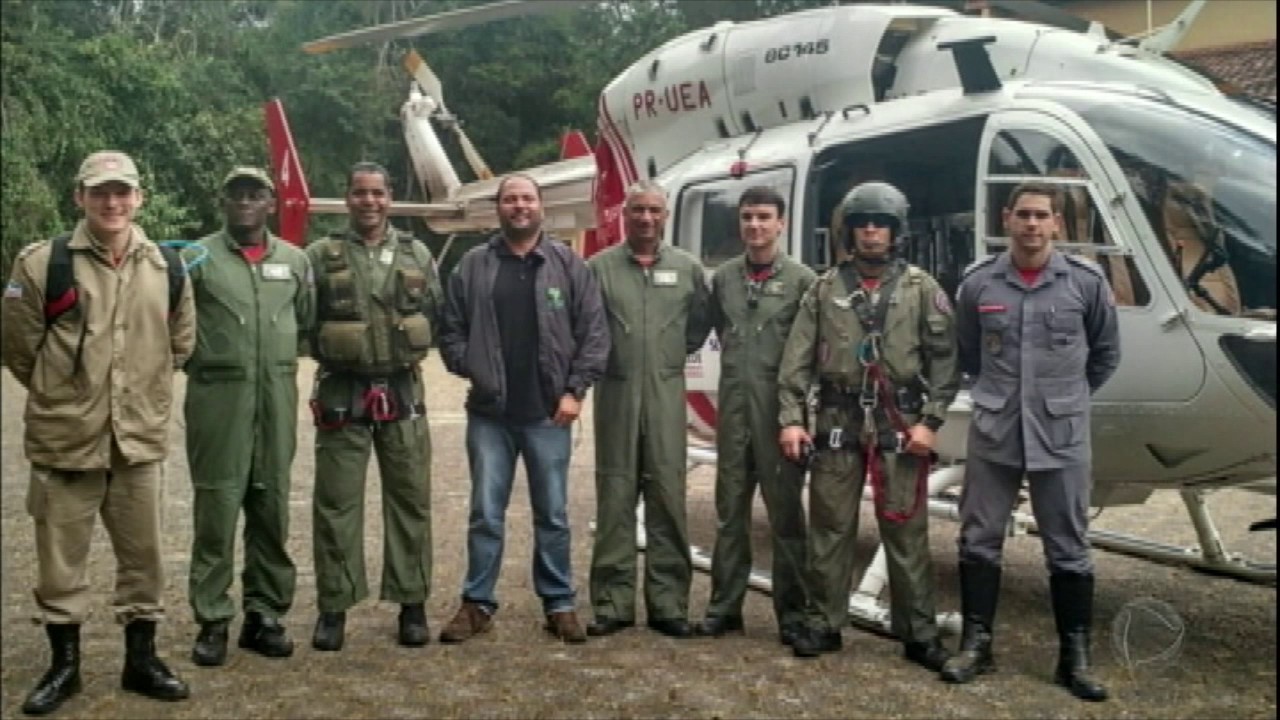 Resgate encontra professor perdido em trilha no Pico da Bandeira em Minas