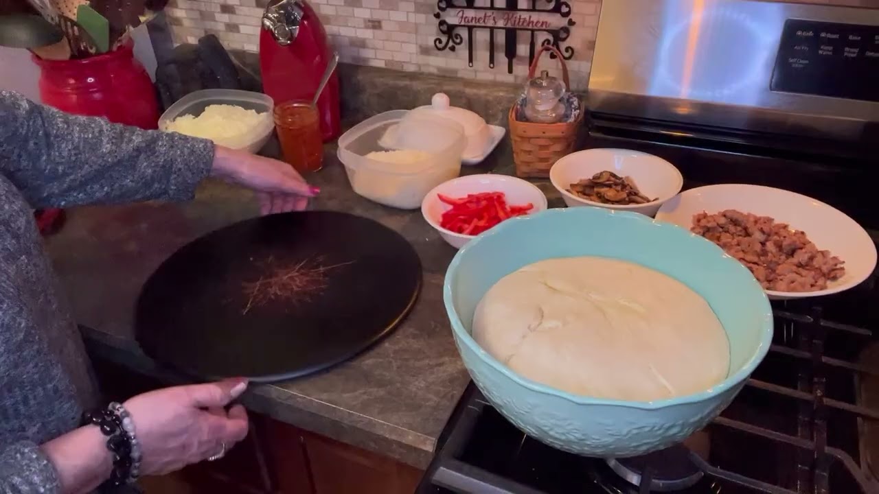 Pizza (homemade)￼