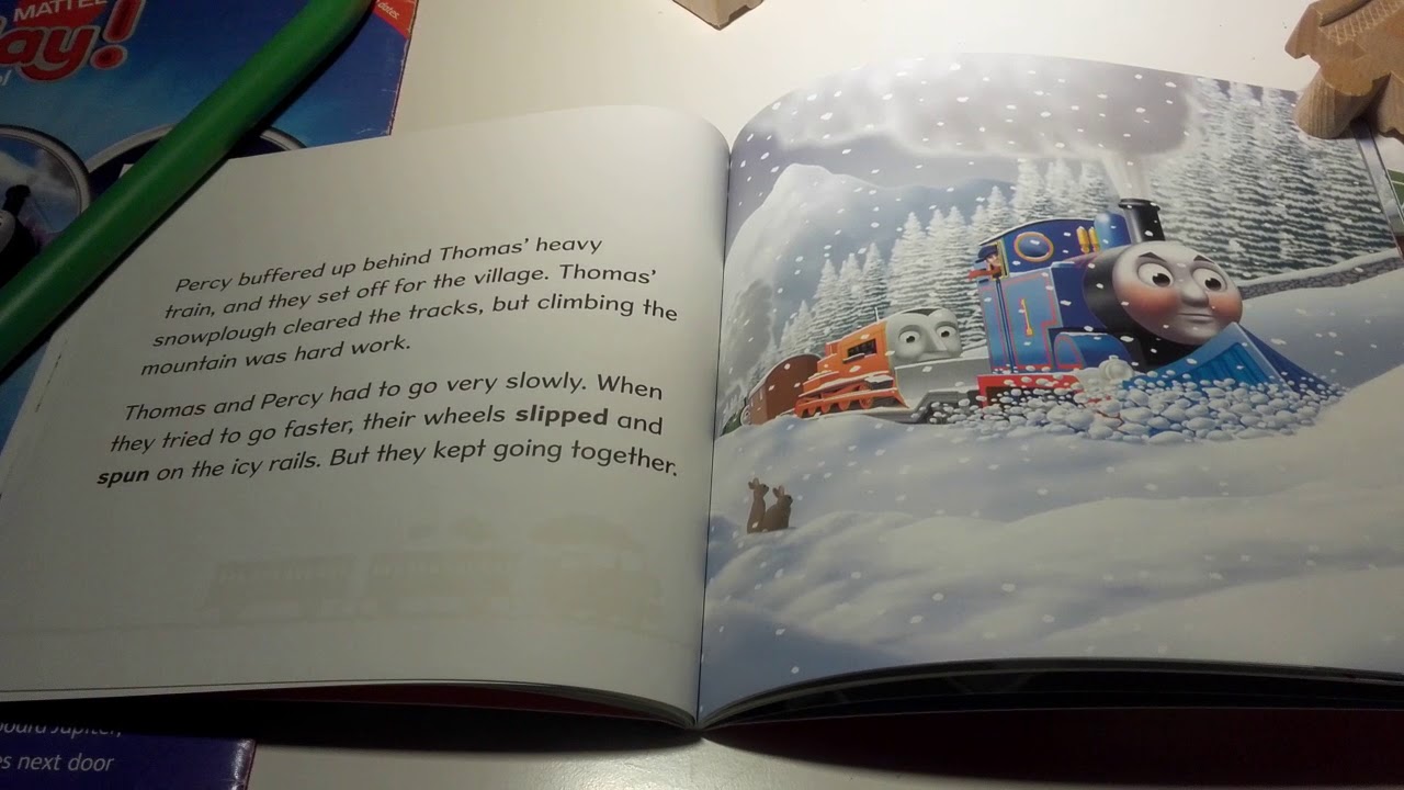 Thomas & Friends: The Snowy Surprise  (Engines Adventures/My Thomas Story Library Reading Comparison