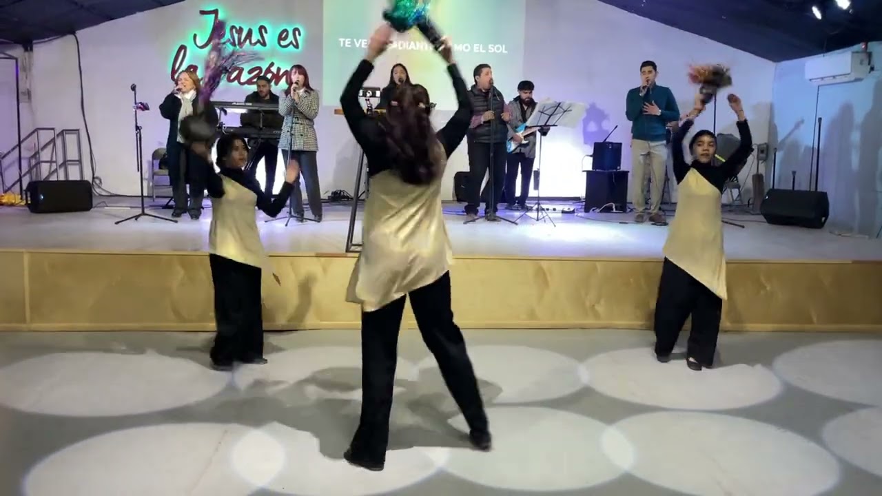Socorro (cover y danza con pandero)
