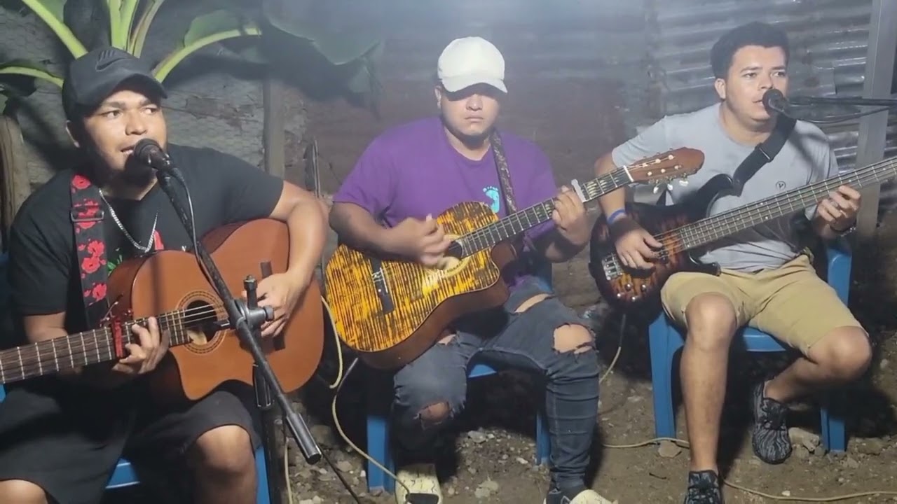 chiquitita de mi vida un tema orijinal de Los Hermanos Garcia