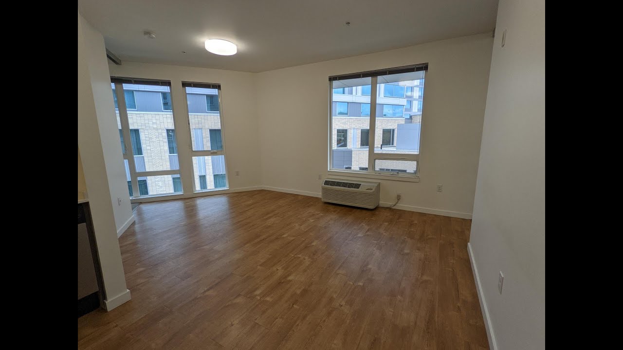 G Floorplan - 426 (Balcony)