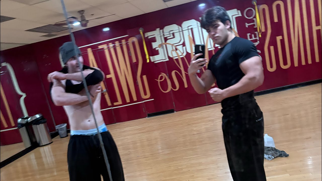 Two meat heads hit chest once again (Comp prep day 2)