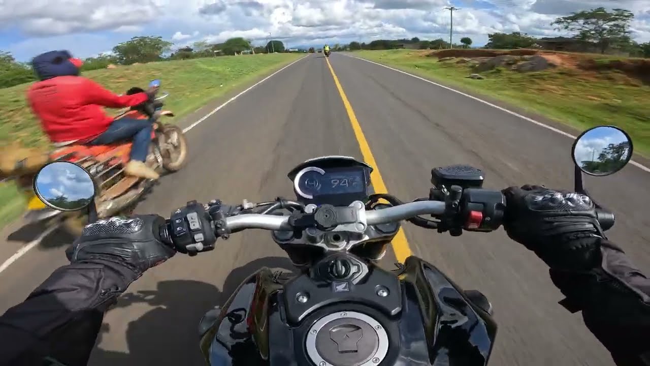 Honda CB1000R Hangs with a FAST BMW R 1250 GS | Pure Sound [4K]