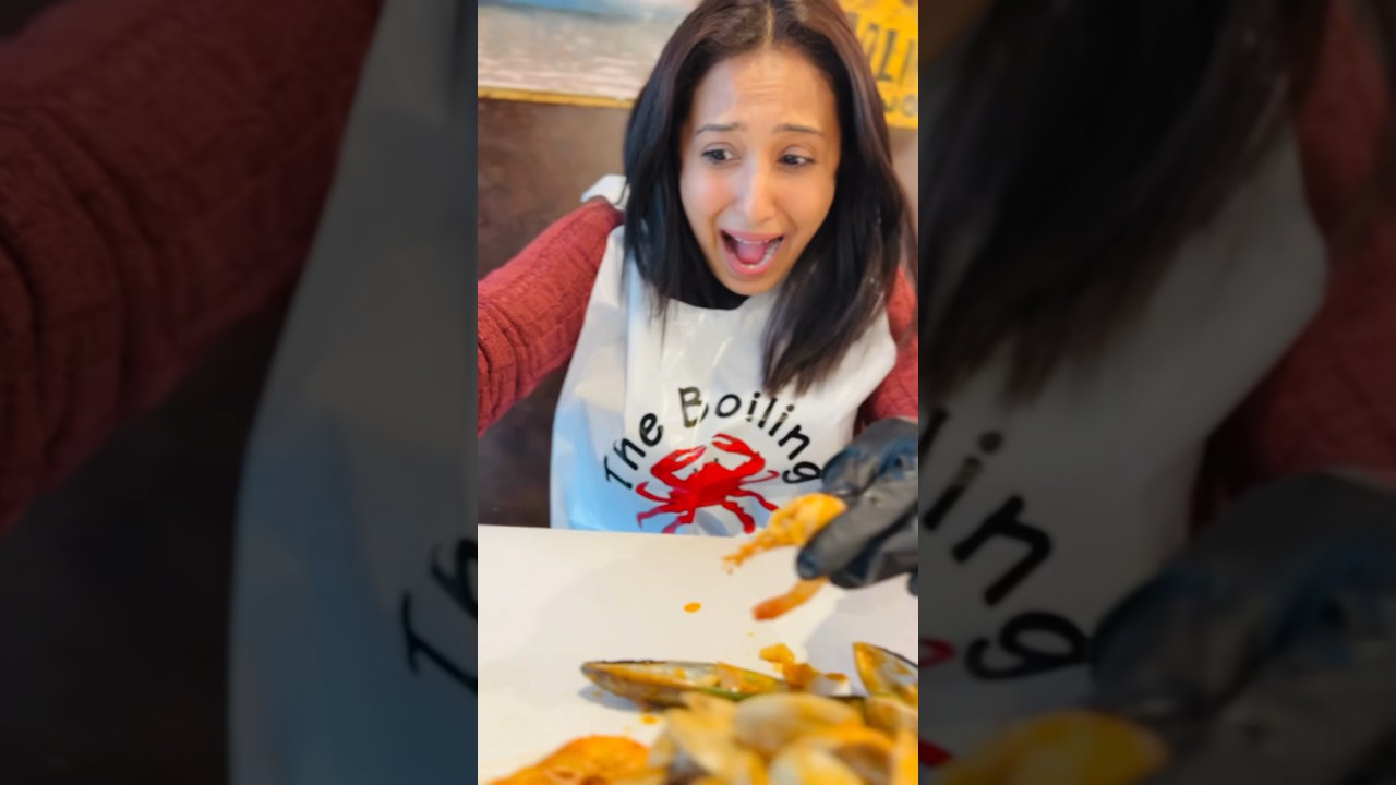 I&rsquo;m on a seafood diet... I see food, and I eat it! 🦀🦐🦪 #sangeethdinivlogs