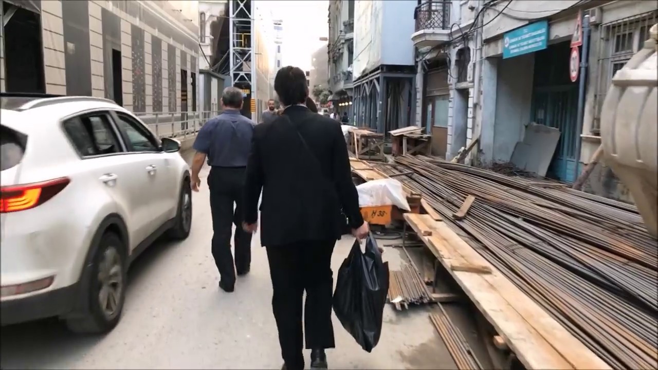 Karaköy'de Nasıl Takılınır? 1 (Gündüz) | Müdavim Vlog