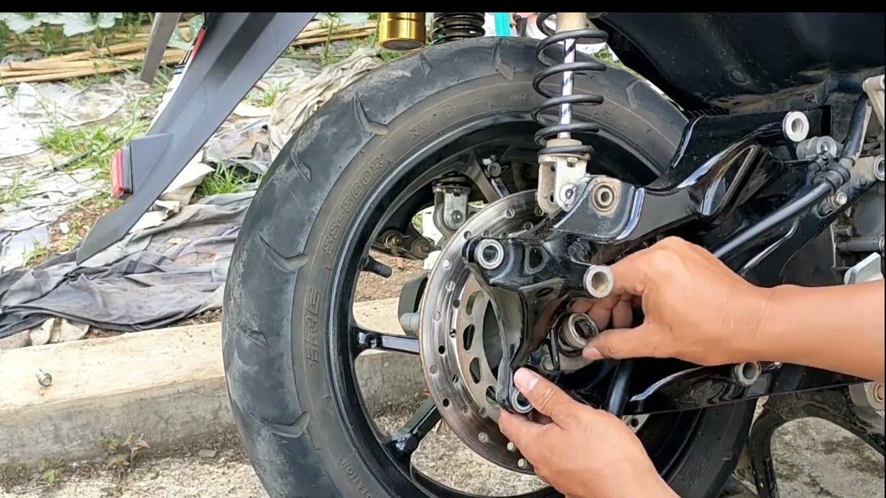cara mudah bongkar pasang pelek belakang nmax dan cara ganti ban NMAX