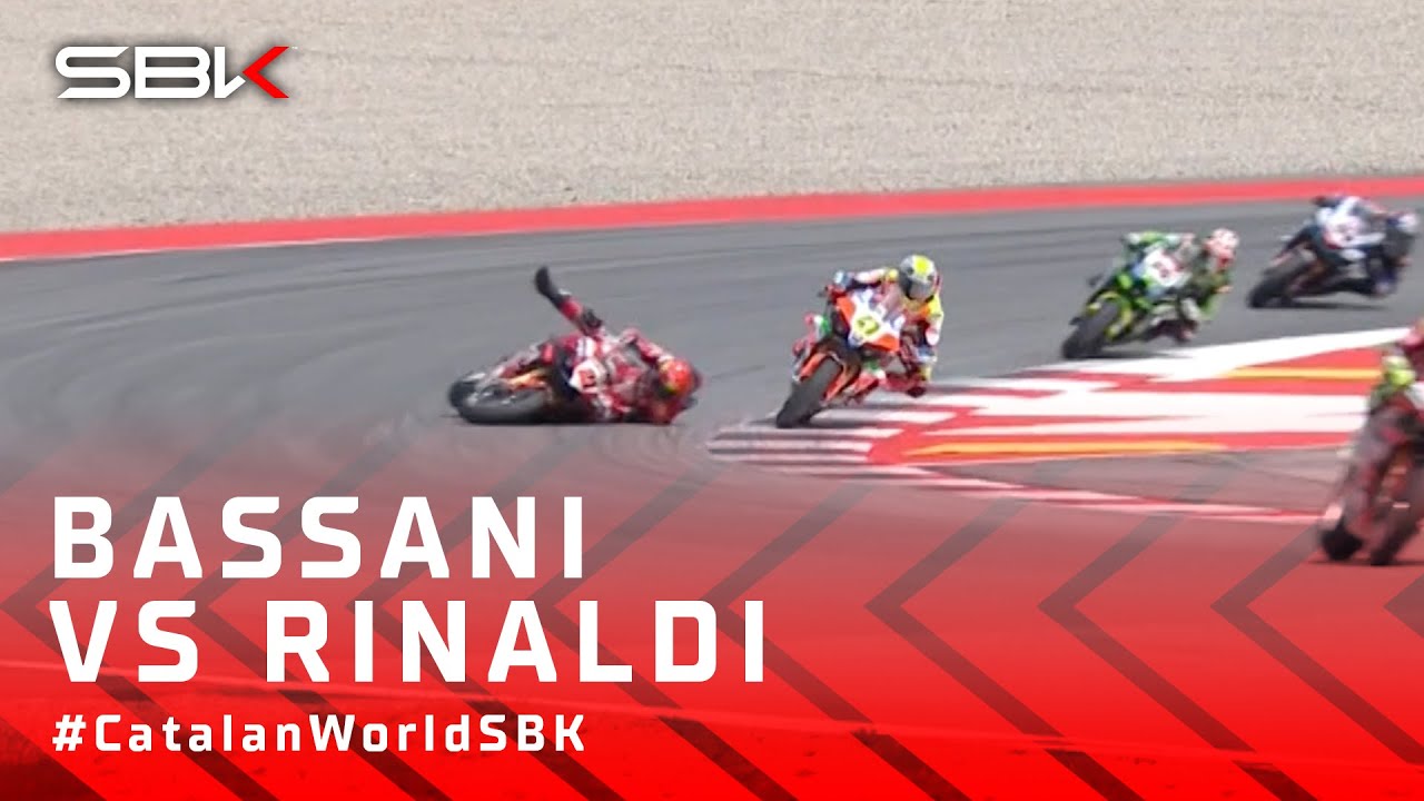Bassani vs Rinaldi ends in gravel 💥 | #CatalanWorldSBK