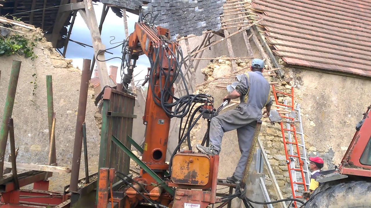 Démolition avec remorque forestiere