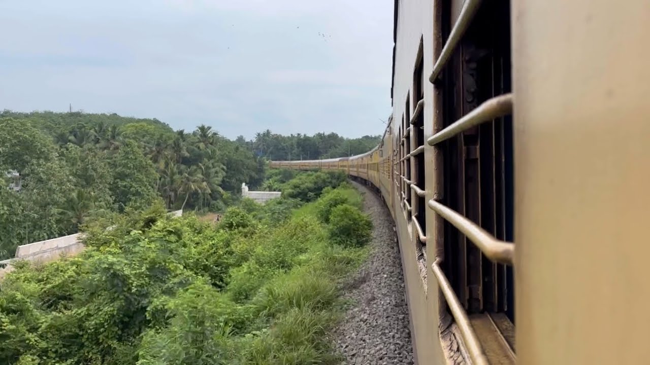Nagercoil to  Thiruvananthapuram Train Journey |20635 Chennai to Kollam SF Express|Ananthapuri Train